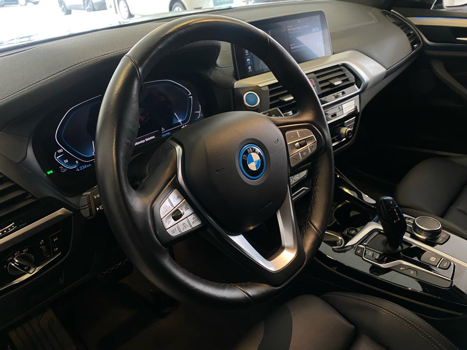 BMW iX3 Charged Plus 5d