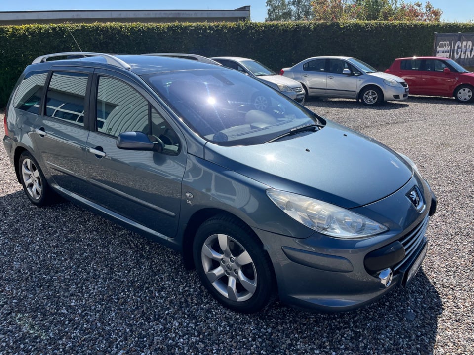 Peugeot 307 1,6 SW 7prs 5d