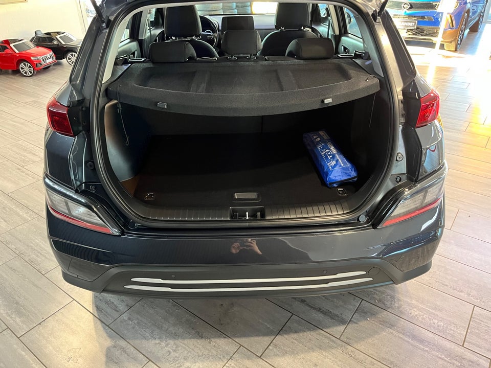 Hyundai Kona 39 EV Select 5d
