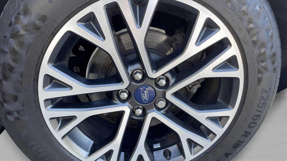 Ford Kuga 2,5 PHEV Titanium X CVT 5d