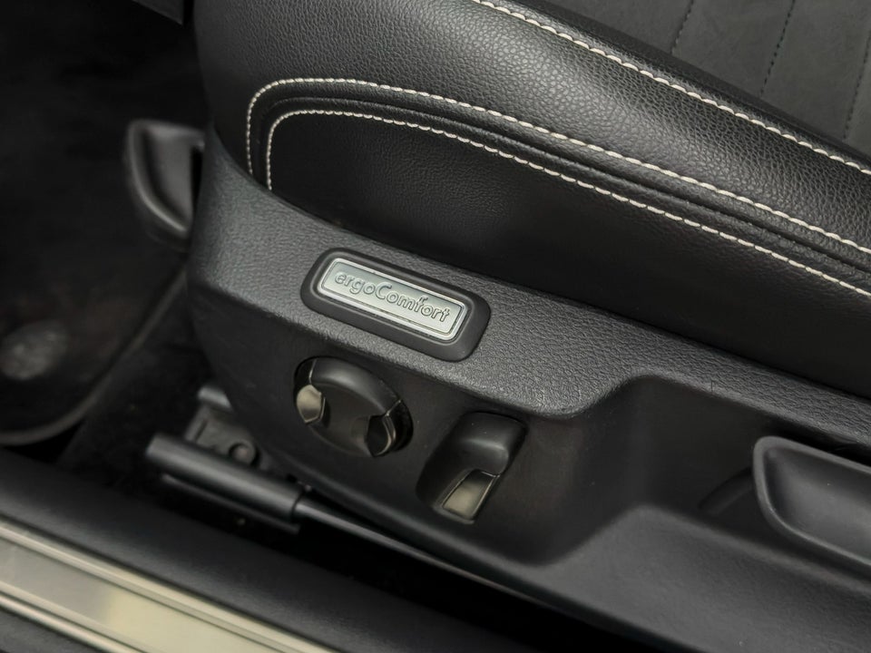 VW Passat 1,4 GTE High Variant DSG 5d