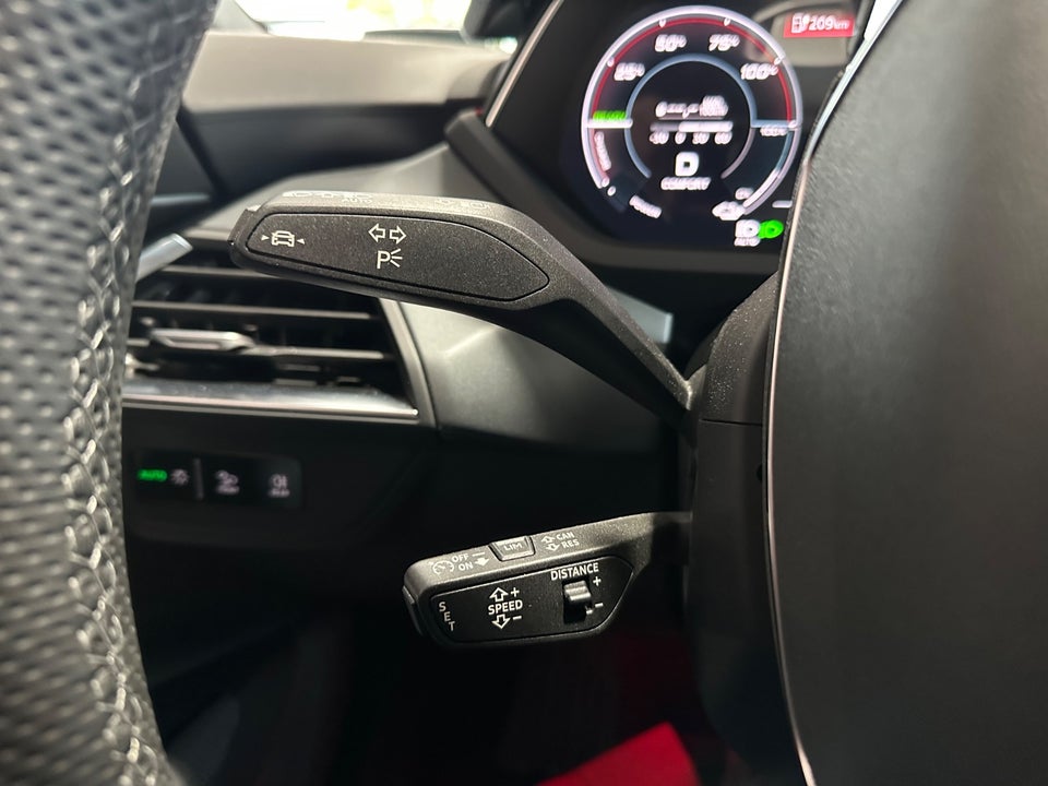 Audi RS e-tron GT quattro 4d