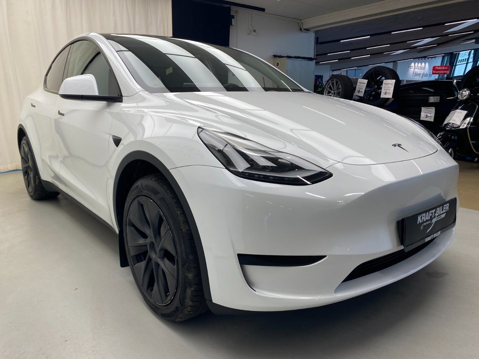 Tesla Model Y RWD 5d