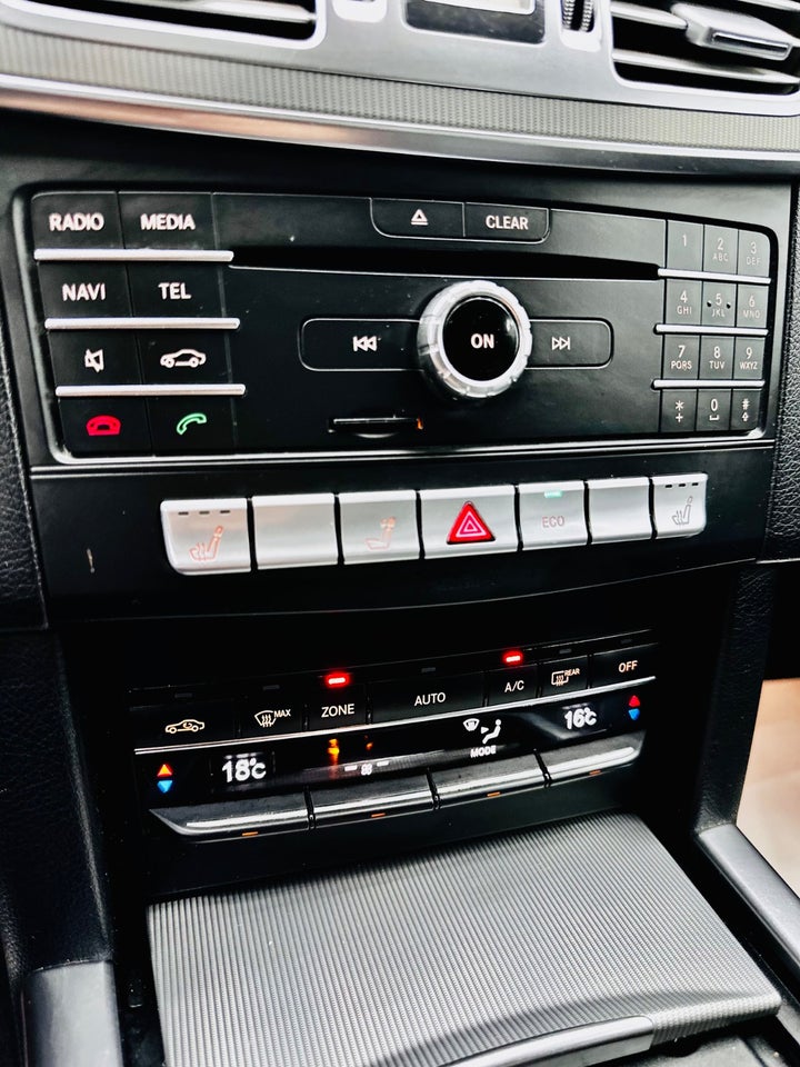 Mercedes E220 2,2 BlueTEC Avantgarde stc. 5d