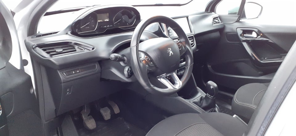 Peugeot 208 1,6 BlueHDi 100 Active 5d