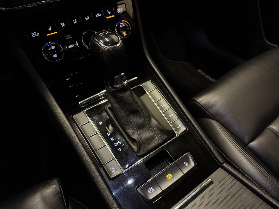 Skoda Superb 1,5 TSi 150 Business Executive Combi DSG 5d