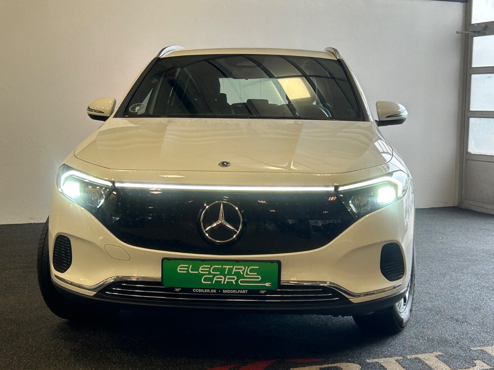 Mercedes EQA250+ Progressive 5d