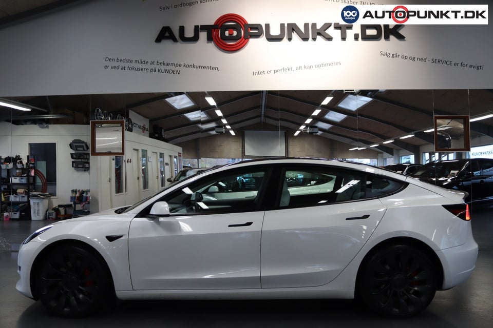 Tesla Model 3 Performance AWD 4d