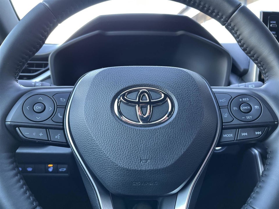 Toyota RAV4 2,5 Hybrid Style MDS 5d