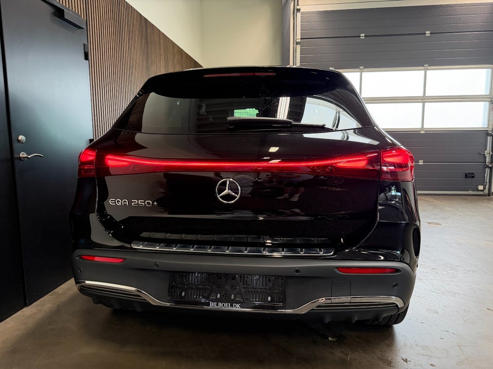 Mercedes EQA250+ AMG Line Premium 5d