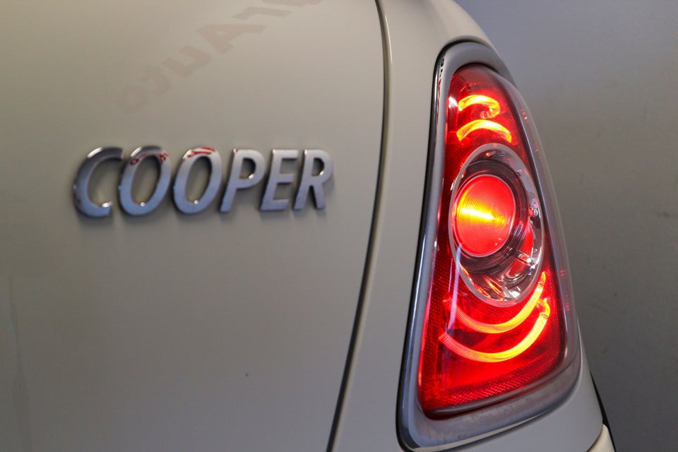 MINI Cooper 1,6 Cabriolet 2d