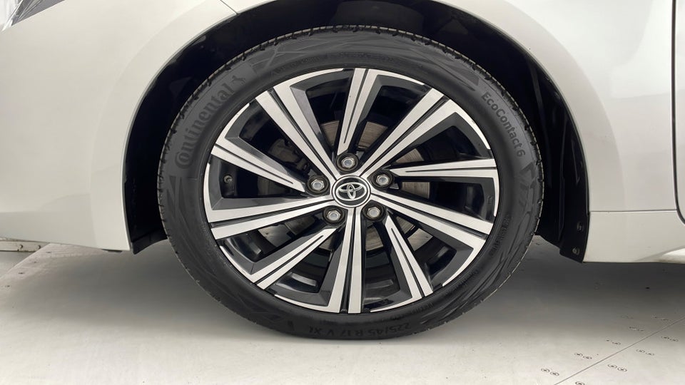 Toyota Corolla 1,8 Hybrid Active Premium MDS 5d