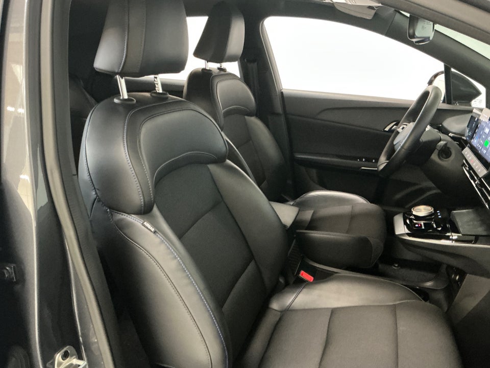 MG 4 77 Luxury Extended Range 5d