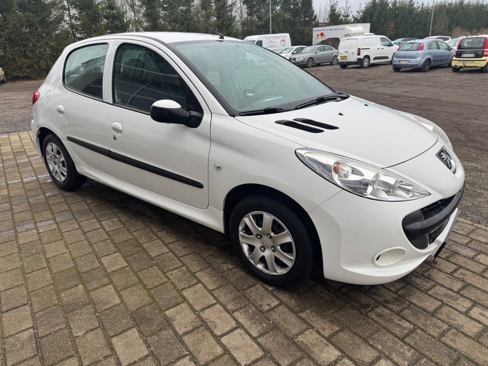 Peugeot 206+ 1,4 Active 5d