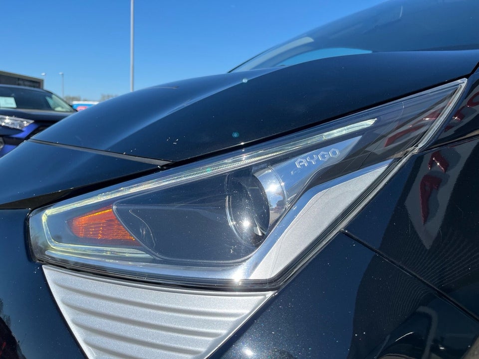 Toyota Aygo 1,0 VVT-i x-clusiv x-shift 5d