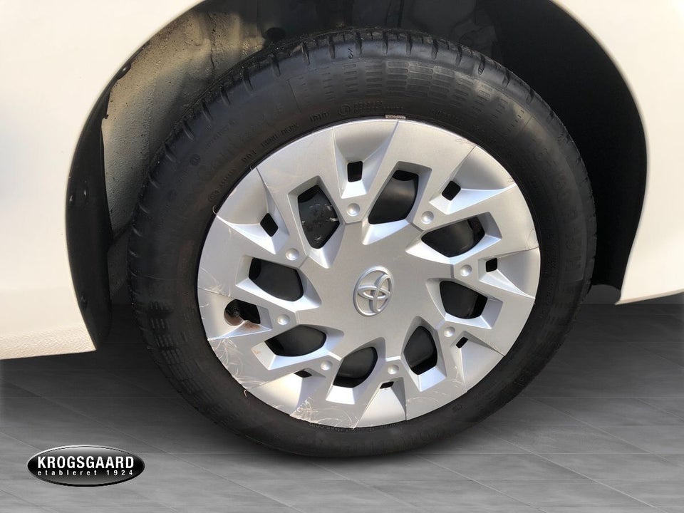 Toyota Aygo 1,0 VVT-i x-pression 5d