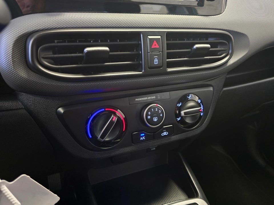 Hyundai i10 1,0 MPi Essential AMT 5d