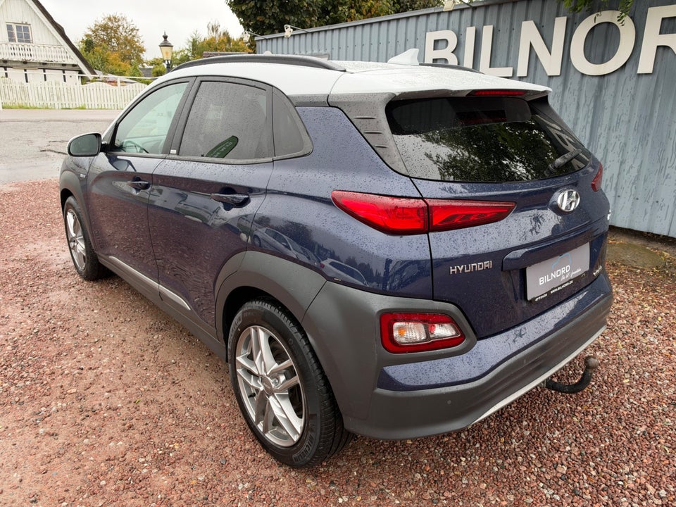 Hyundai Kona 64 EV Premium 5d