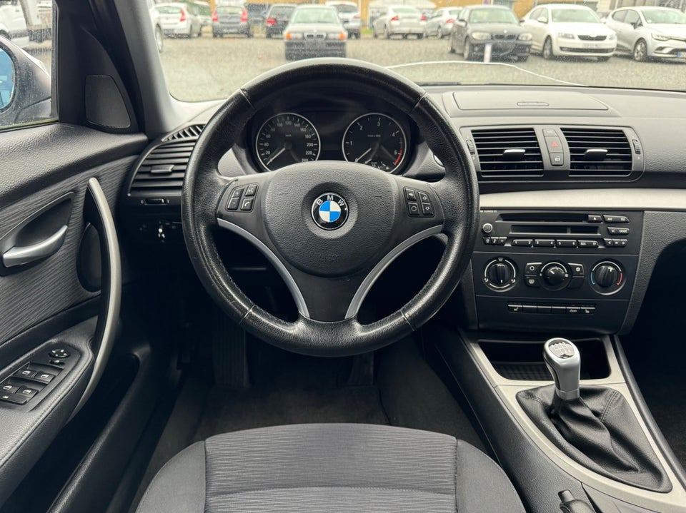 BMW 118d 2,0 Advantage 5d