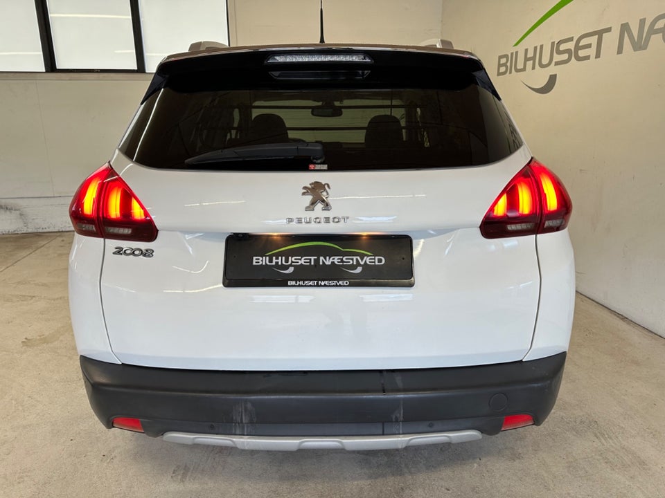 Peugeot 2008 1,6 BlueHDi 100 Allure Sky 5d