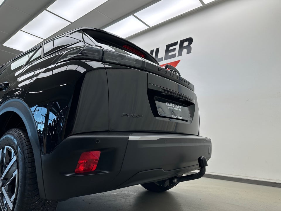 Peugeot 2008 1,2 PureTech 100 Active 5d