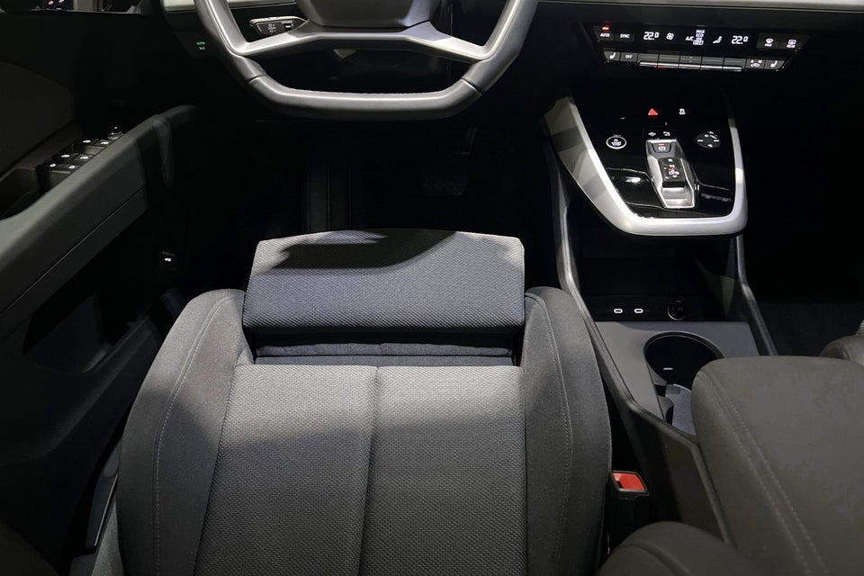 Audi Q4 e-tron 45 Progress 5d
