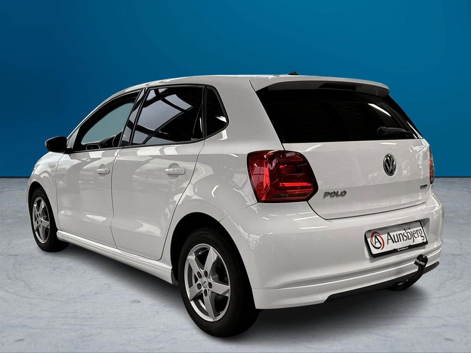 2017 Volkswagen Polo VI 1.6 TDI (95 лс)