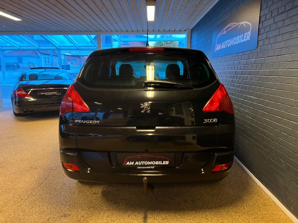 Peugeot 3008 1,6 HDi 112 Premium+ 5d