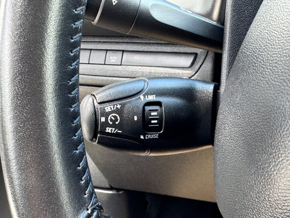 Peugeot 208 1,6 BlueHDi 100 Allure 5d