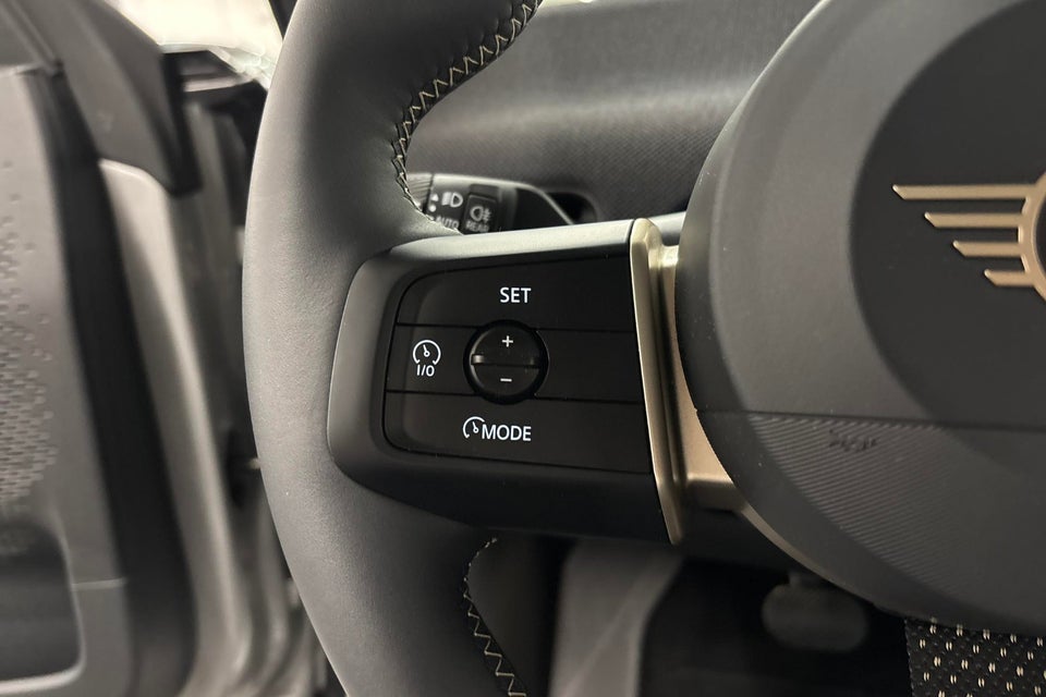 MINI Cooper SE Classic Trim M 3d