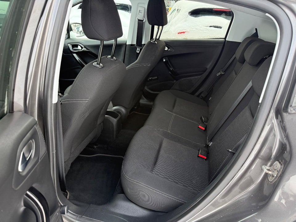 Peugeot 208 1,5 BlueHDi 100 Envy 5d