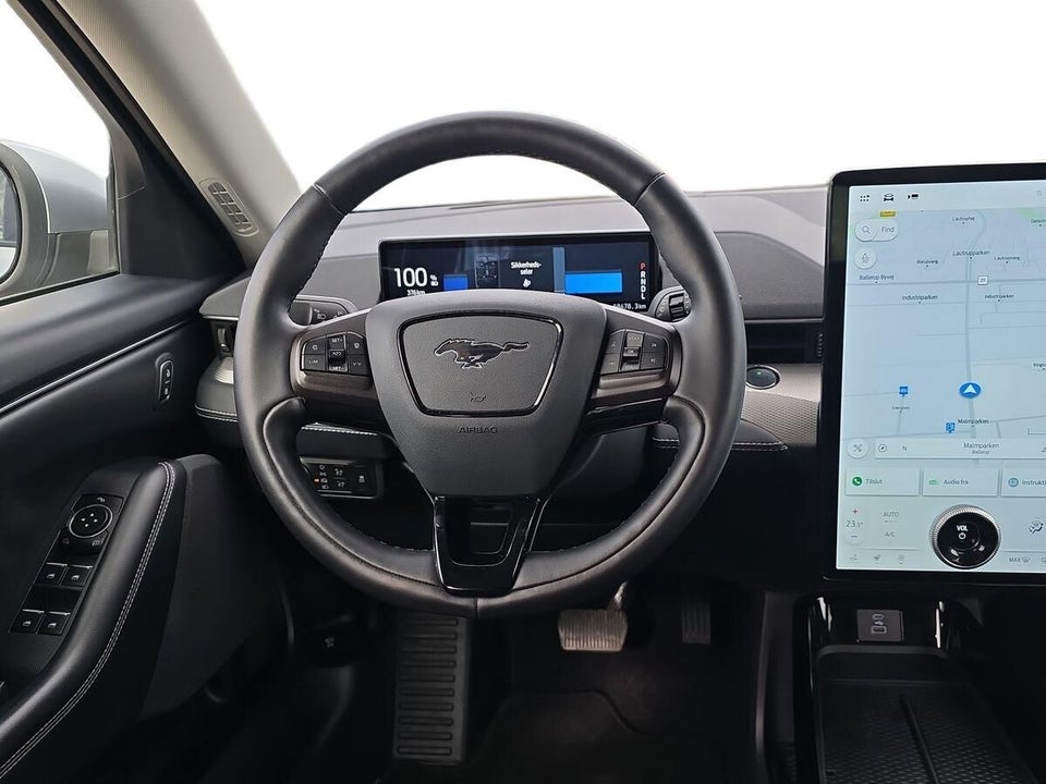 Ford Mustang Mach-E 68 Standard Range 5d