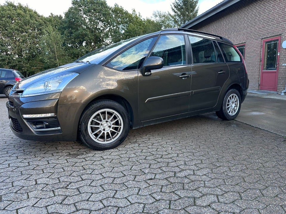 Citroën Grand C4 Picasso 1,6 e-HDi 112 Exclusive E6G 7prs 5d