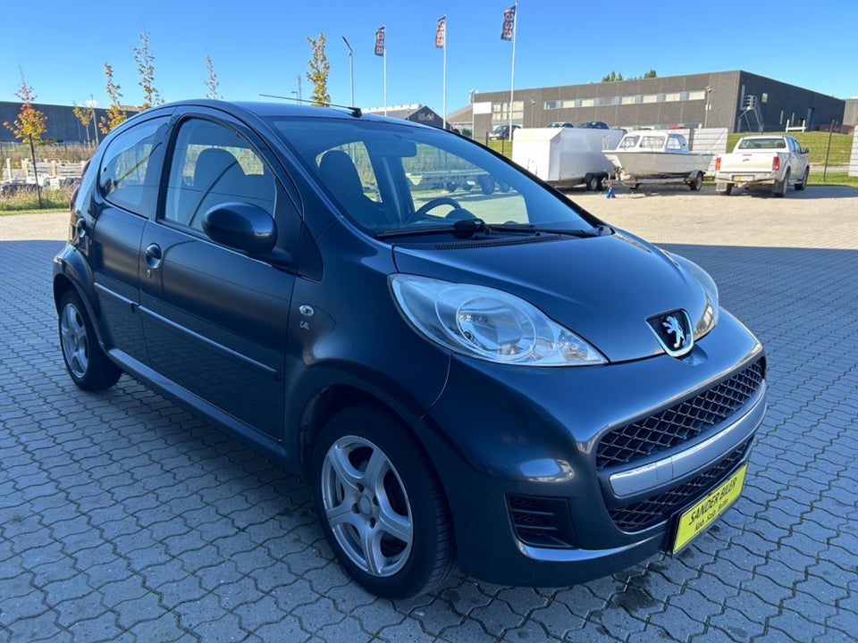 Peugeot 107 1,0 Active 5d