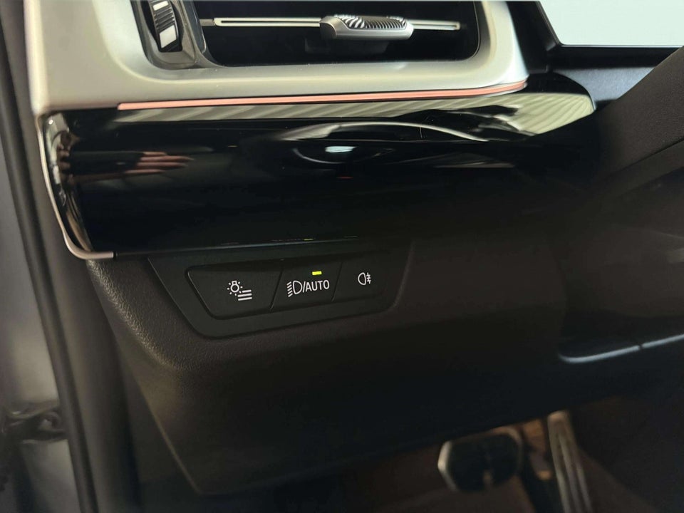 BMW iX2 eDrive20 M-Sport 5d