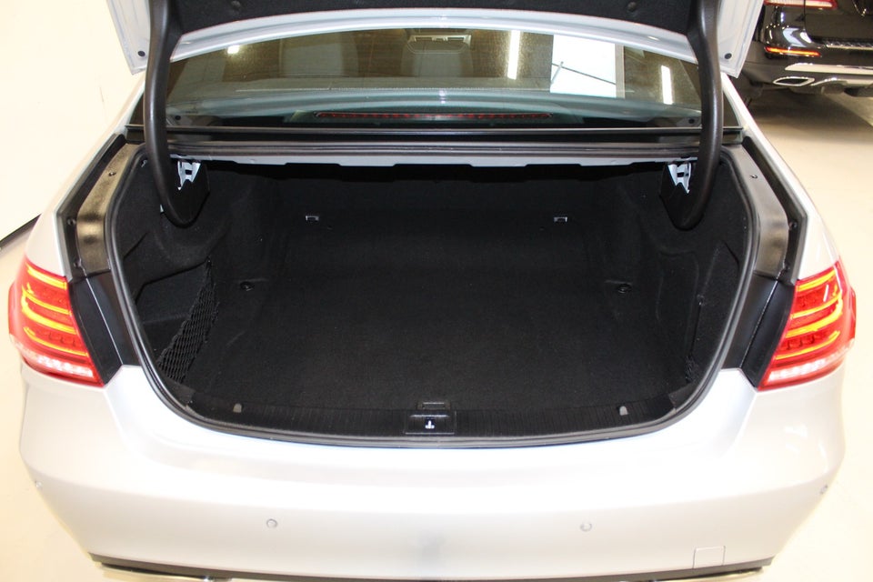 Mercedes E220 2,2 CDi Avantgarde aut. 4d