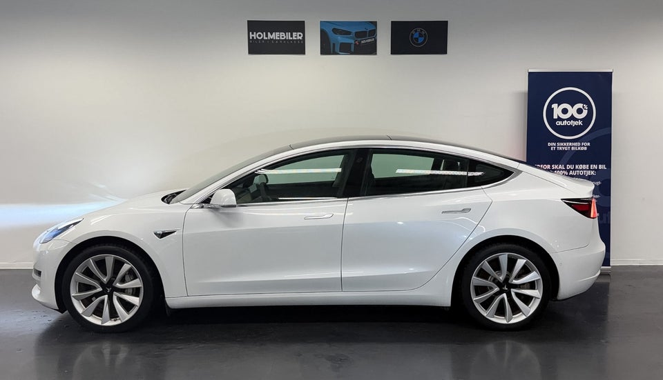 Tesla Model 3 Long Range AWD 4d