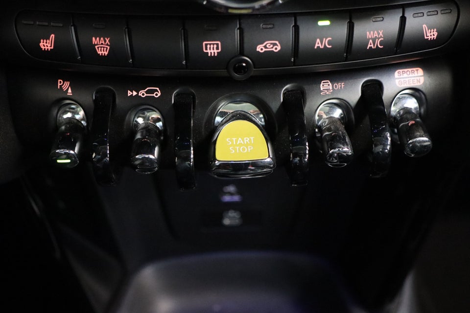 MINI Cooper SE Camden Edition 3d