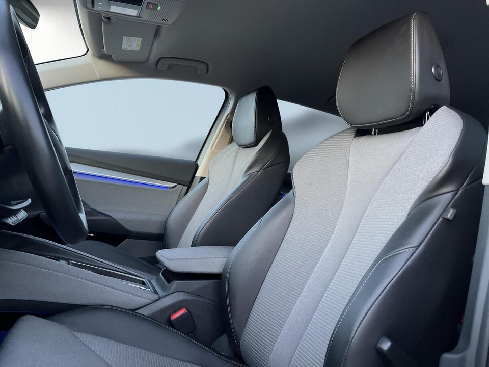 Skoda Enyaq 60 iV Plus 5d