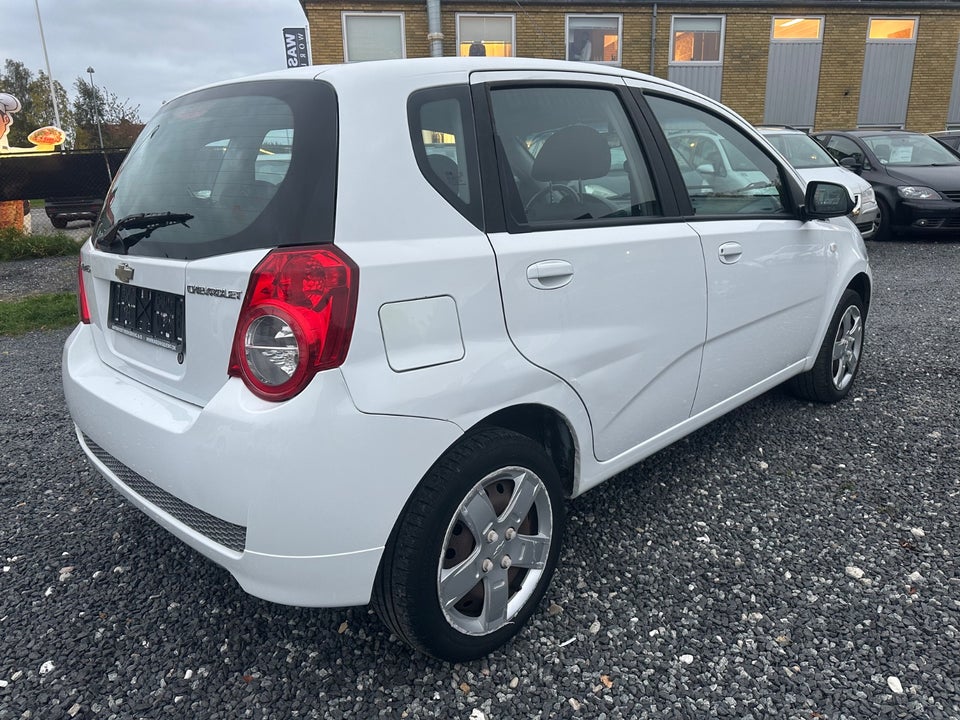 Chevrolet Aveo 1,2 LS 5d