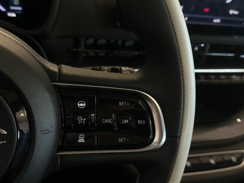 Fiat 500e 42 la Prima 3d