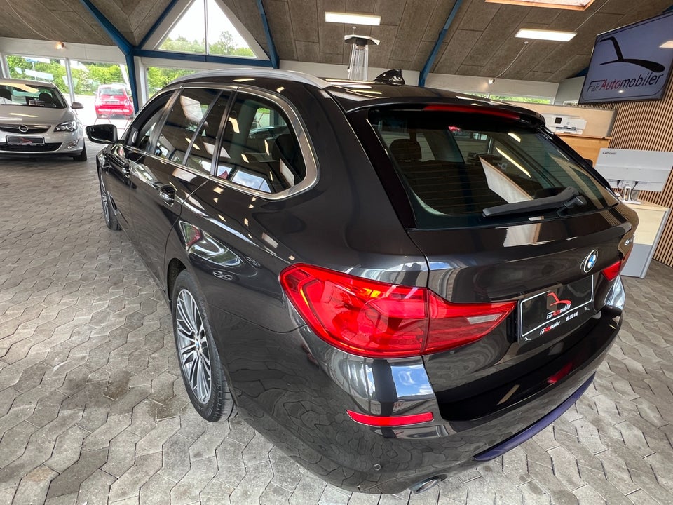 BMW 520d 2,0 Touring Sport Line aut. 5d