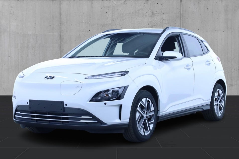 Hyundai Kona 64 EV Business 5d
