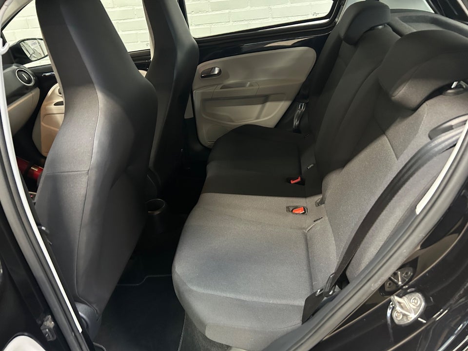 VW Up! 1,0 MPi 60 Move Up! ASG BMT 5d