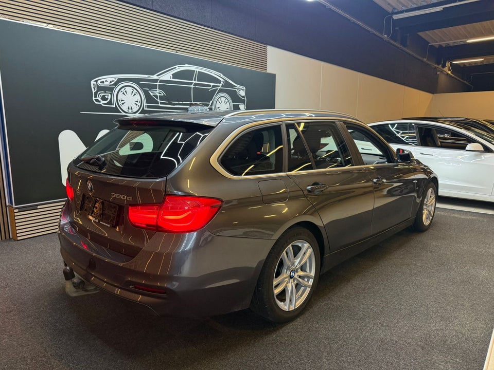 BMW 320d 2,0 Touring Advantage aut. 5d