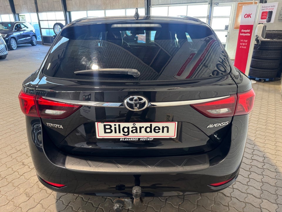 Toyota Avensis 1,8 VVT-i T1 Touring Sports 5d