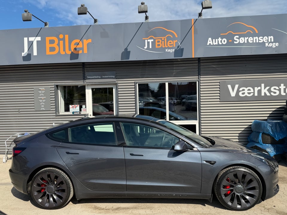 Tesla Model 3 Performance AWD 4d