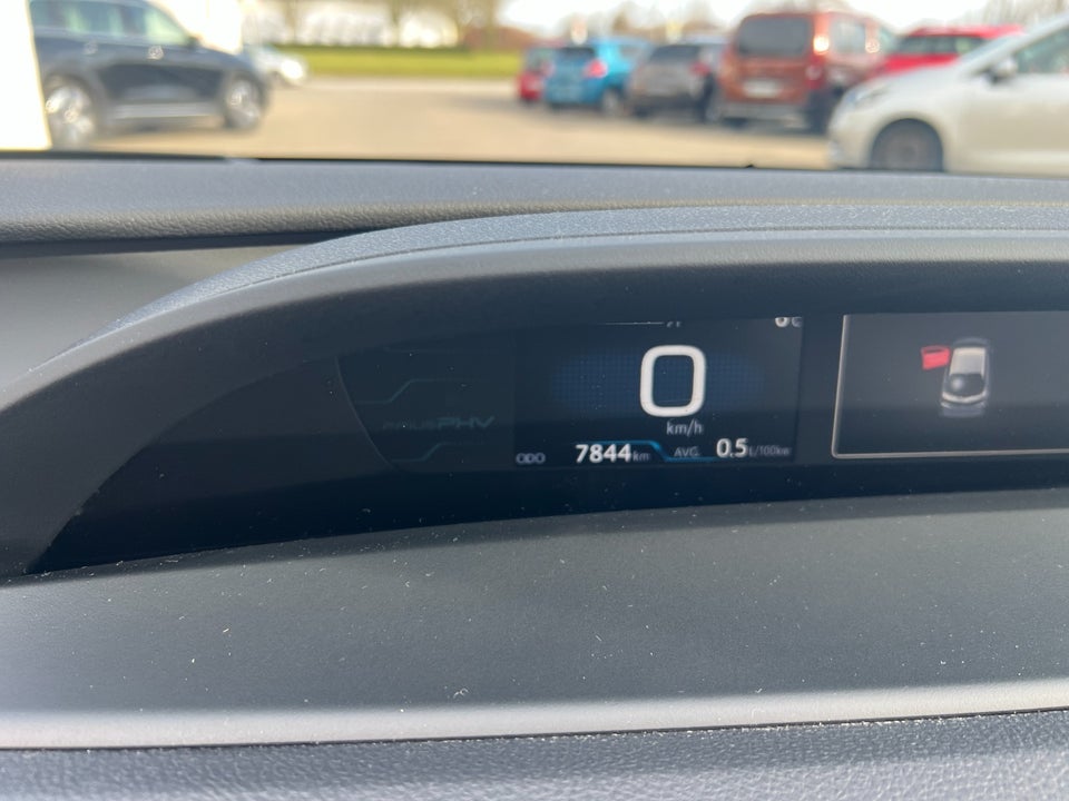 Toyota Prius 1,8 Plug-in Hybrid H3 MDS 5d