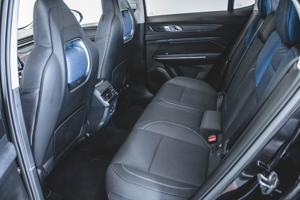 Lynk & Co 01 1,5 PHEV 5d