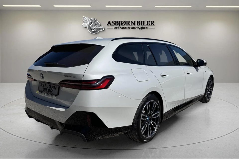 BMW i5 eDrive40 Touring M-Sport Pro 5d